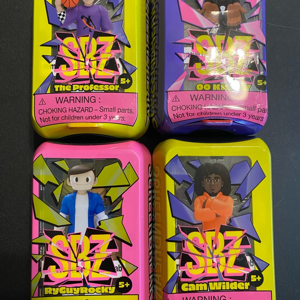 Screen Stars SRZ Action Figures Set - Yellow, Purple, Pink